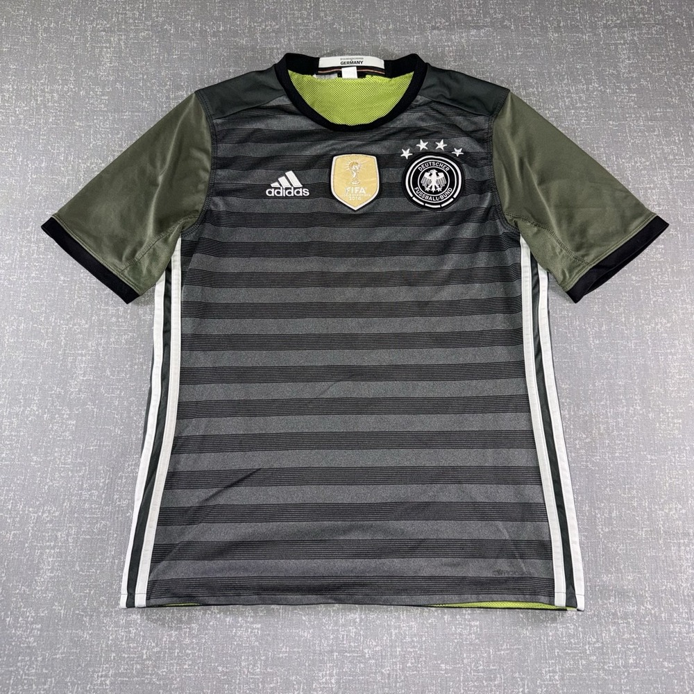 Germany Soccer Jersey Mens Medium Gray National Team Adidas FIFA 2014 Patch